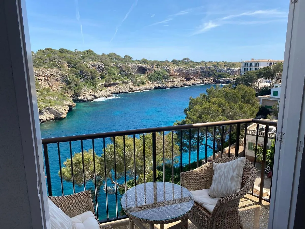 Hostal Restaurante Cala Cala Figuera  Penzion